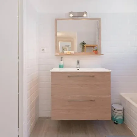 Apartment Le Tassigny By Apirent #central #calme #climatisation #wifi *